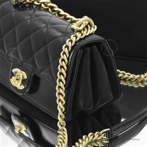 25cm chanel flap bag.